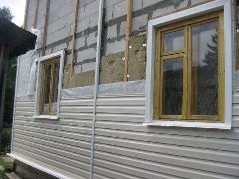 Утепление газобетонного дома минеральной ватой Утепление газобетонного дома минеральной ватой