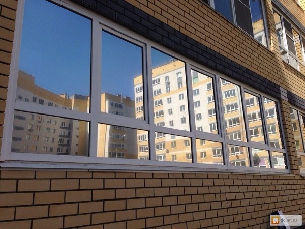 тонировка балкона