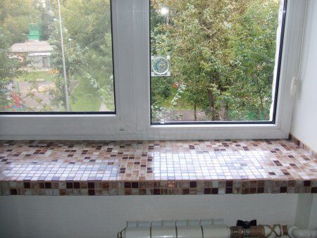картинка подоконник из мозаики